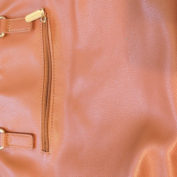 Brown Commuter Handbag - Picture 5 of 9